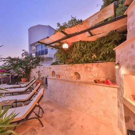 Gaia Residence فيلة *