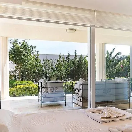 فيلة Gaia Residence
